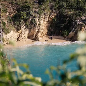 https://ani-villas-anguilla.comcaribbean.com